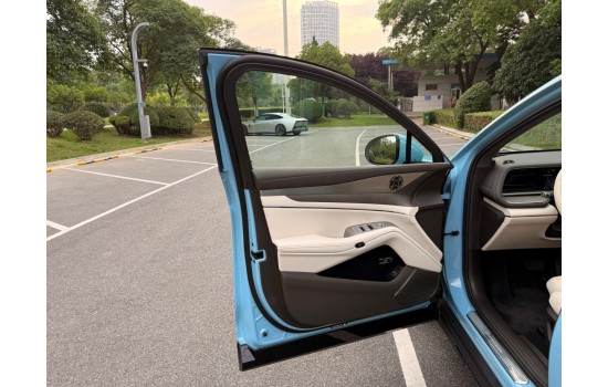 Denza N7, 702km Premium Edition